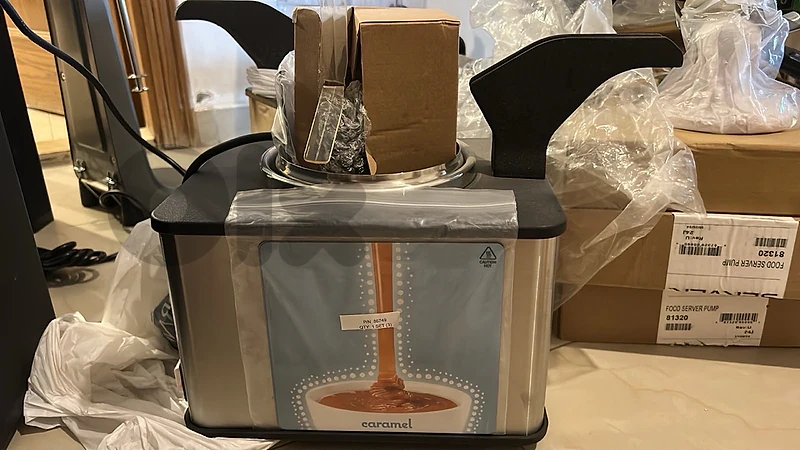 cheese warmer pump machine