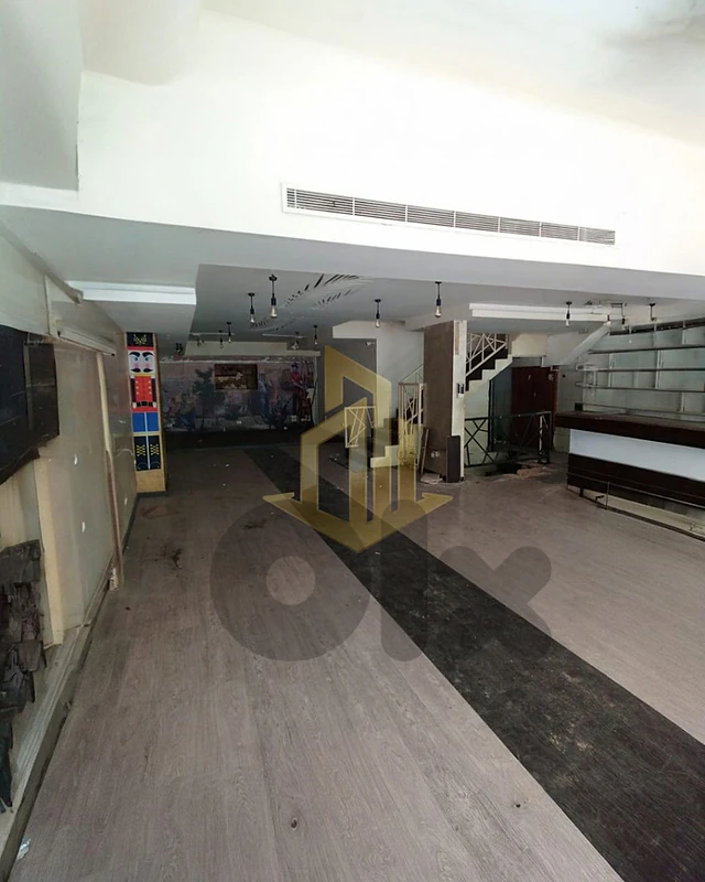 Shop for rent in Badaro محل للايجار في بدارو