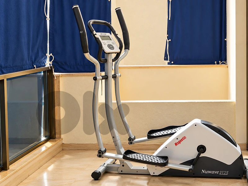 JK EXER NuWave 2125 Magnetic Elliptical Cross Trainer – Good Condition