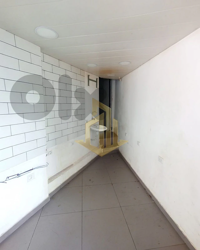 Shop for rent in Badaro محل للايجار في بدارو