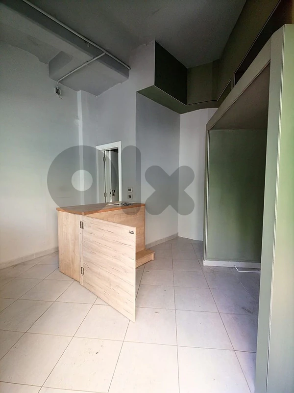 Shop for rent in Badaro محل للايجار في بدارو