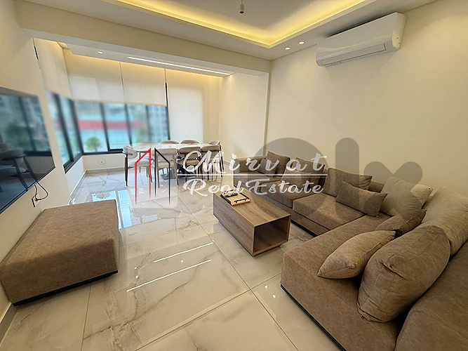Enjoy comfortable City living in this Elegant  Apartment