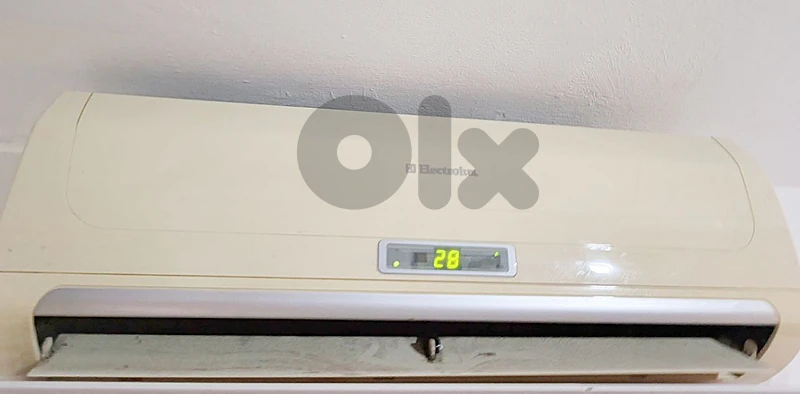 مكيف هواء charp 12000 ساخن وبارد