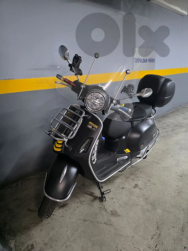 Vespa 300 supertech hpe 2023