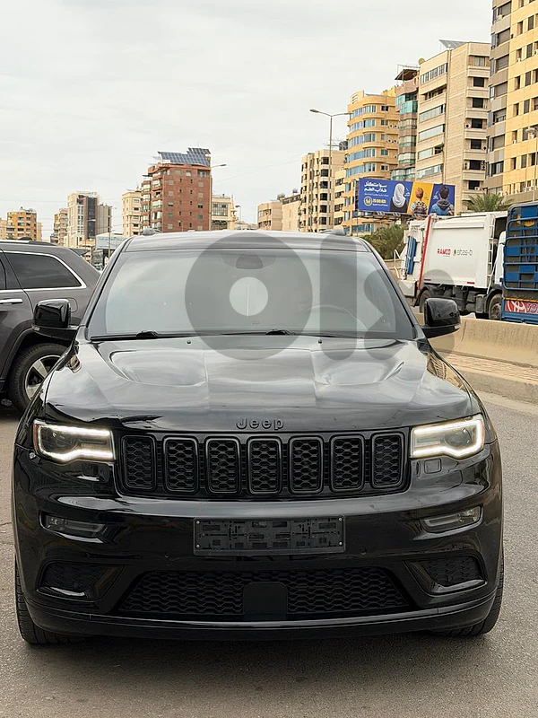 Jeep cherokee - 2020 V8 - For rent