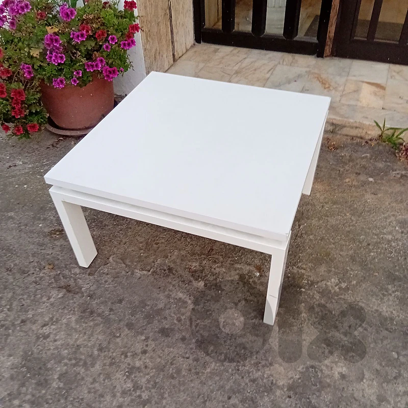 طاولة اوروبي شبه جديد
