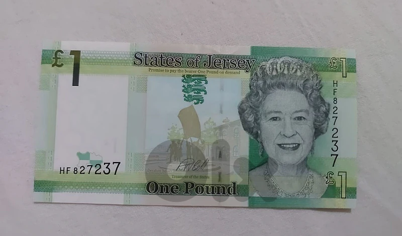 State of Jersy Banknote about UNC Memorial to Queen Elizabeth IIE