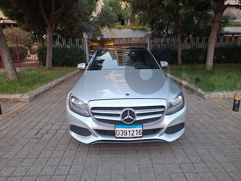Mercedes-Benz C-Class 2018 300