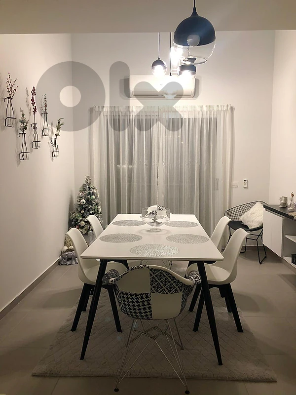 Dining Table + Chairs