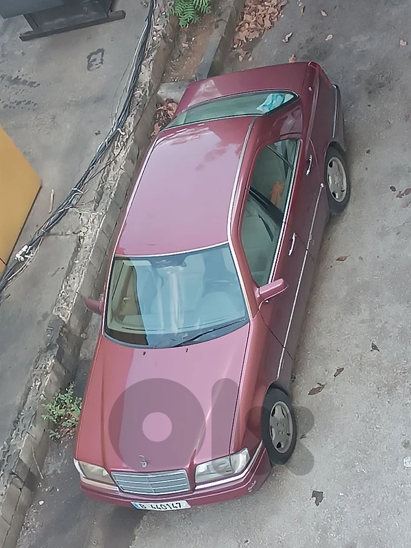 Mercedes-Benz C-Class 1995 c220