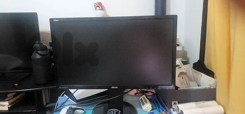 Asus Gaming monitor24" screen high resolution used very good condition