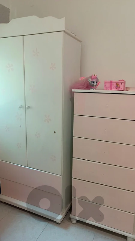 Full baby bedroom