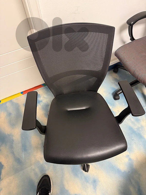 2 computer rotating chairs leather