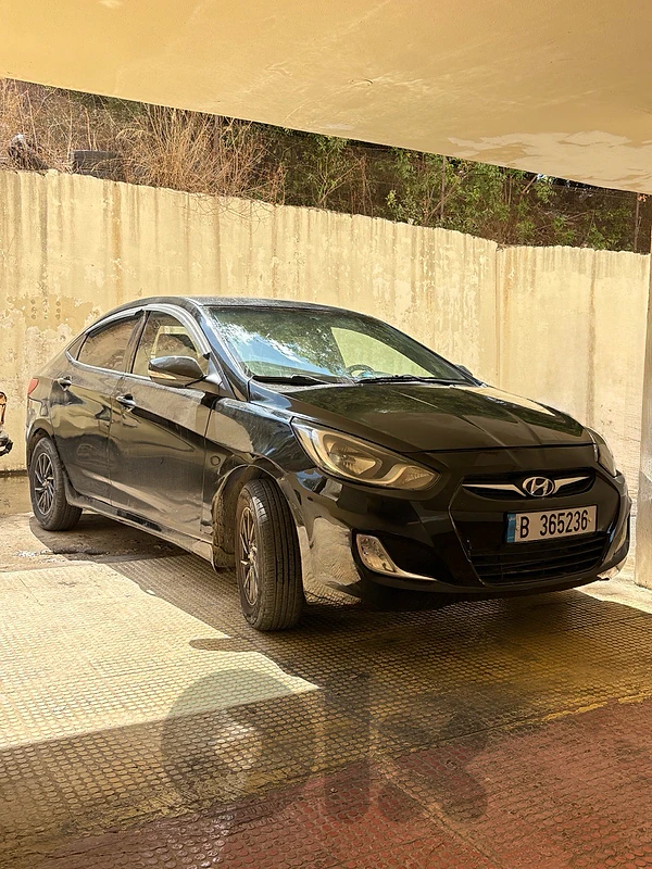 Hyundai Accent 2012 automatic