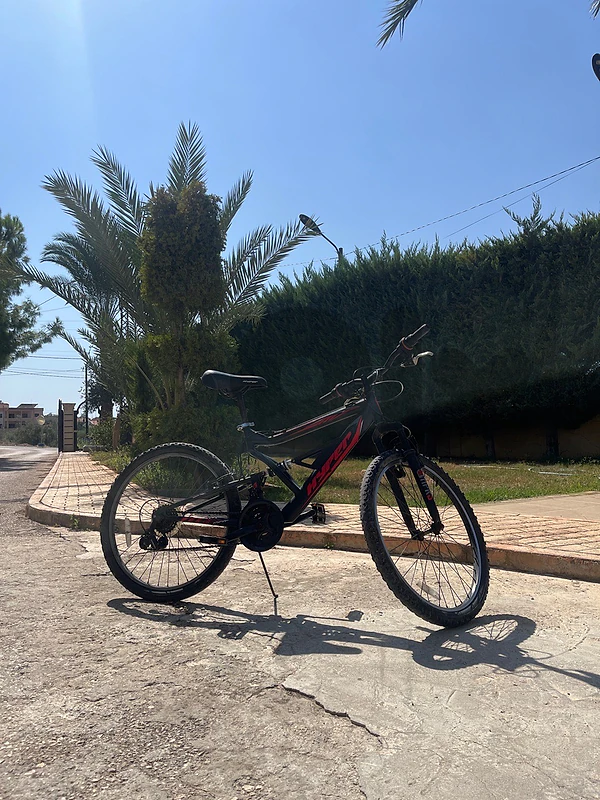 Hyper bicycle
