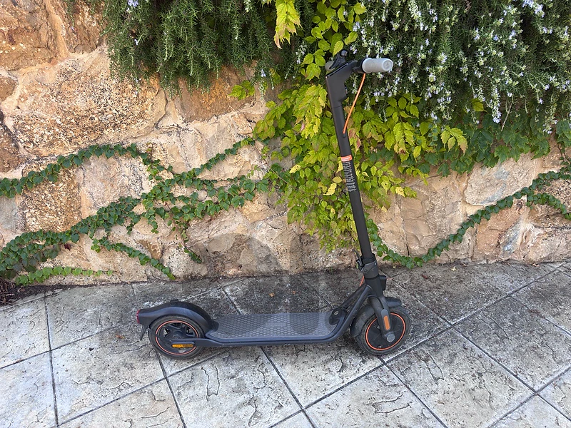 Segway-Ninebot F40e ( Electric Scooter )