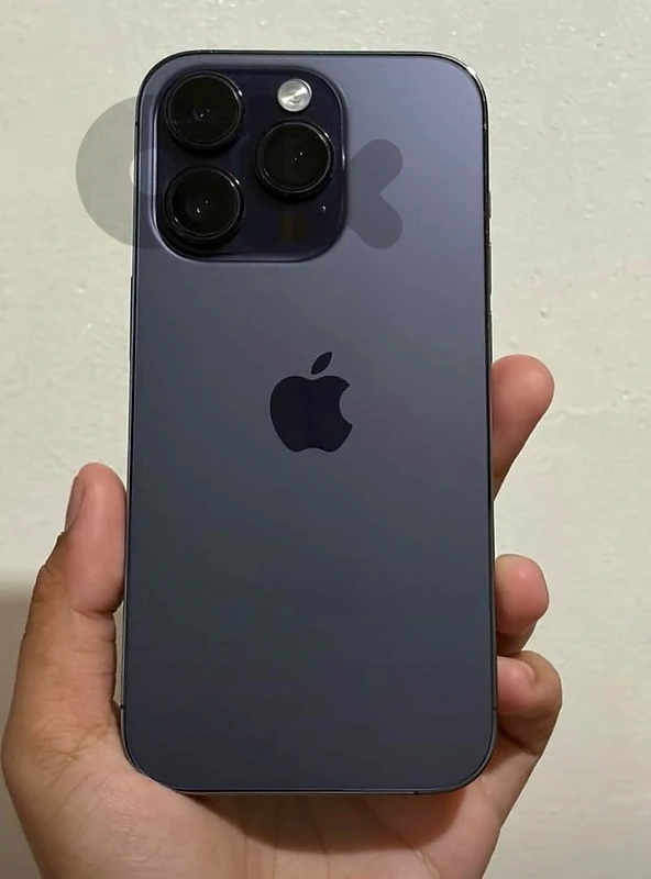 iphone 14 original مش مفكوك ضد المي 256GB بذي فيه 650$