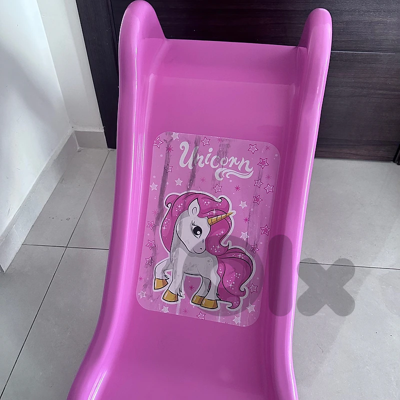 Pink Unicorn Kids Slide - Like New / زحليقة اطفال يونيكورن زهري Pink Unicorn Kids Slide - Like New / زحليقة اطفال يونيكورن زهري