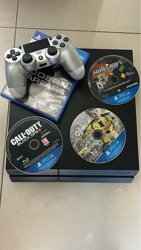 PS4 Fat 1TB + 1 Controller + 4 Games