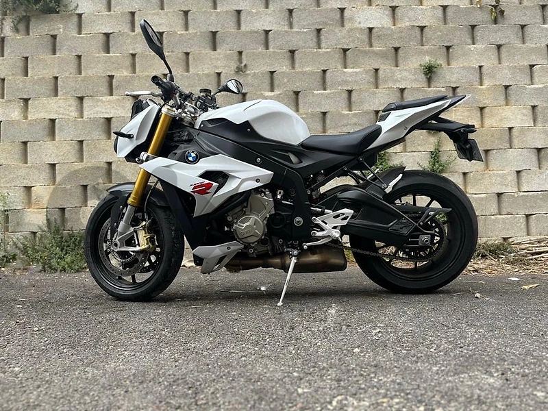 BMW S1000R model 2016