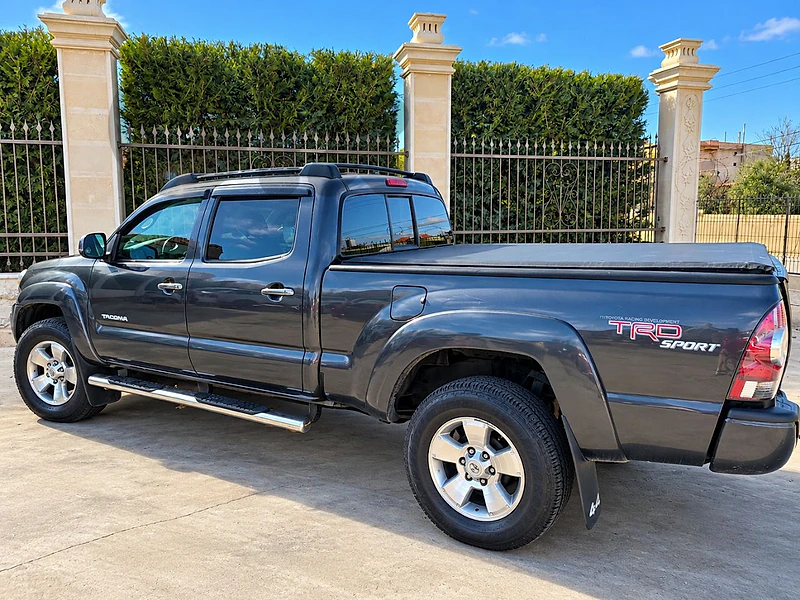Toyota Tacoma 2010 trd sport