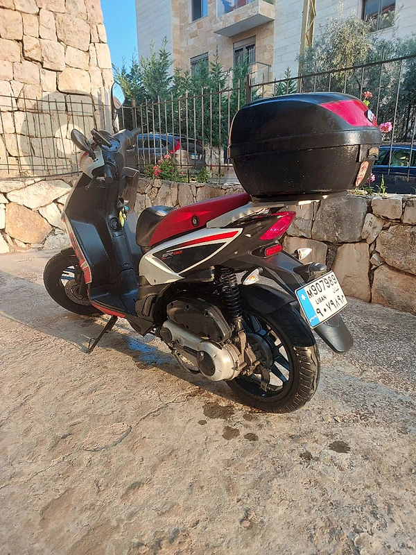 Aprilia Moto