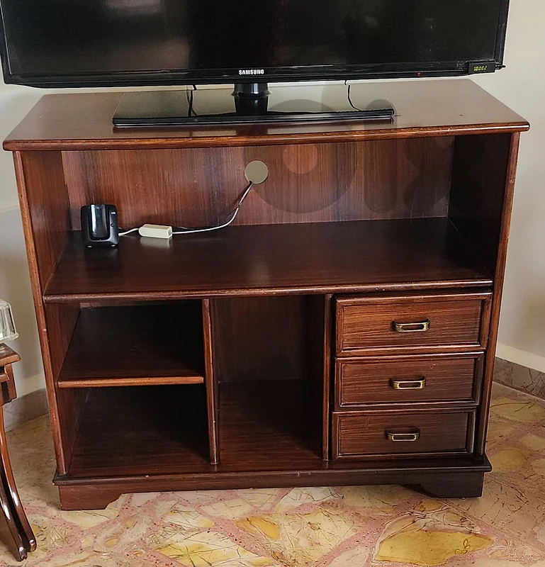 tv cabinet