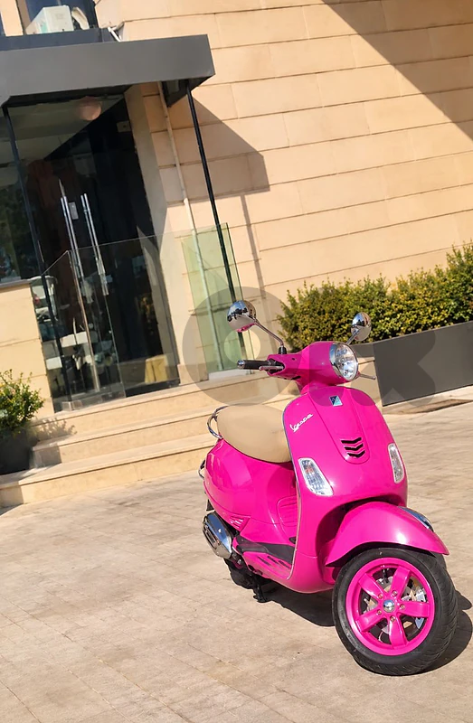 pink vespa