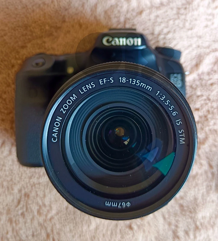Canon EOS 70 D