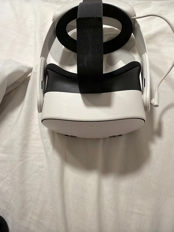 meta quest 3s for sale with original meta battery upgraded headstrap