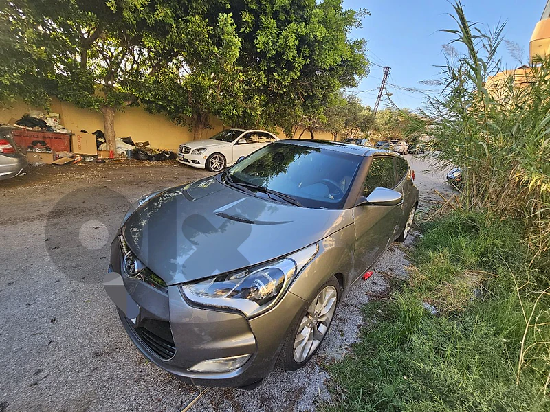 Hyundai Veloster 2012