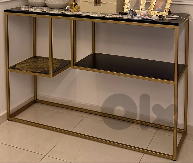 Dining table, Mirrors 3 Pieces, Console