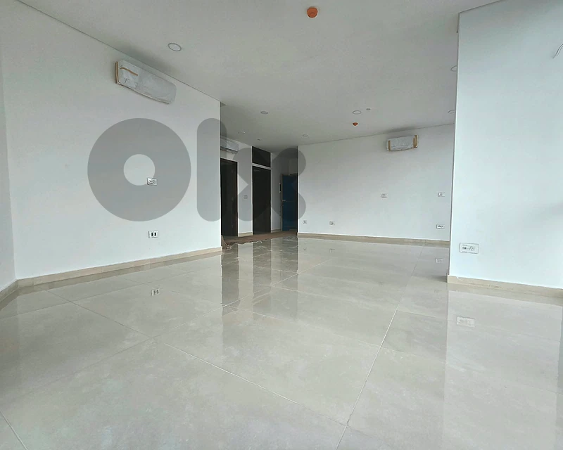 RAO26-5463 High floor Office 70 sqm for Rent in Badaro - City View