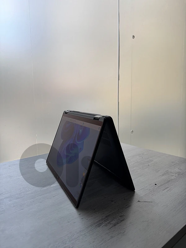dell latitude flip