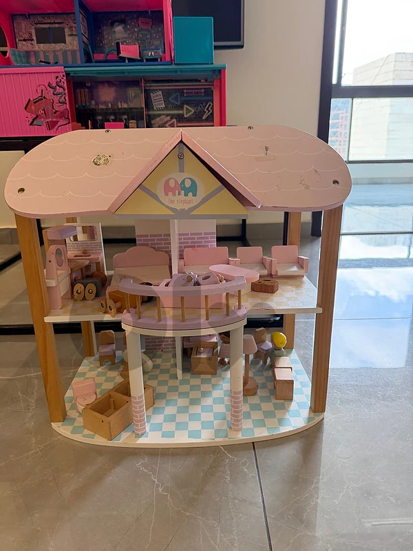 doll house