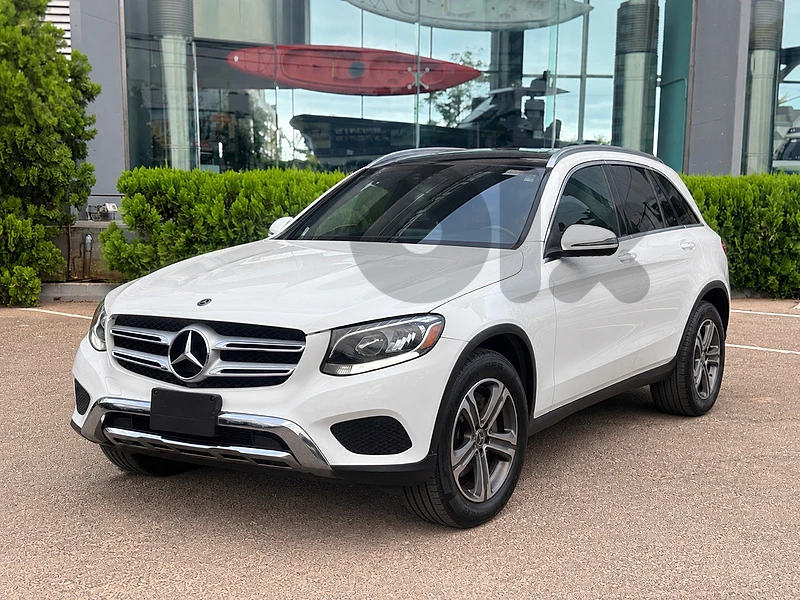 Mercedes-Benz GLC 300 4Matic 2018 Clean carfax