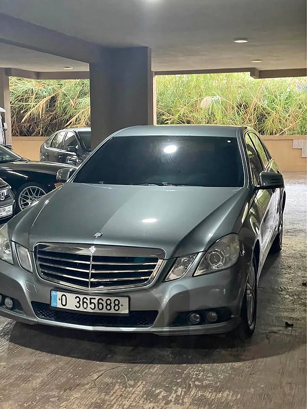 Mercedes E200 2011