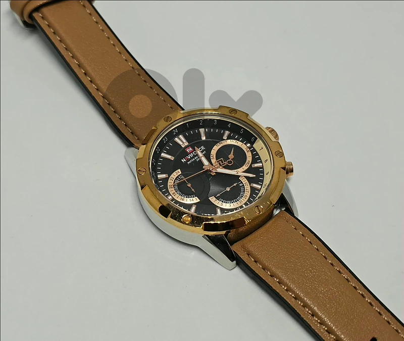20$ ​NAVIFORCE NF9196 Men's Leather Watch – Gold / Brown