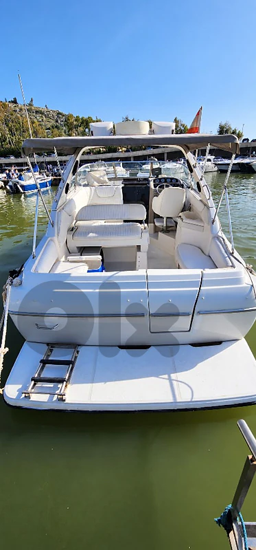 BAYLINER AVANTI 3255 – 1996 – TWIN DIESEL 2×300 HP – 33 FT
