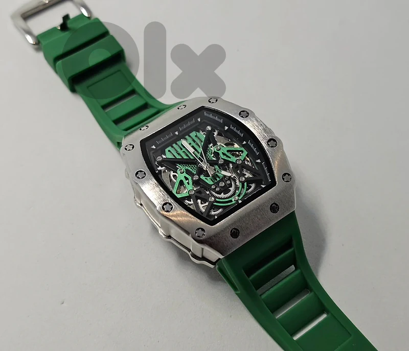 85$ ​Men’s Green Skeleton Dial Automatic Mechanical Watch sport Edit.