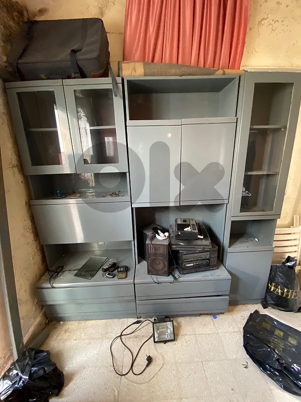 display cabinet
