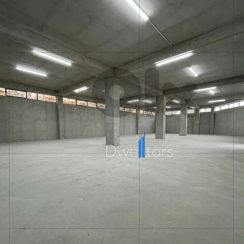 Warehouse for rent in Nahr el Mot - 650 MTS2 - 5.75 Mt Height