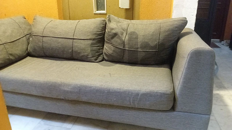 sofa in good condition