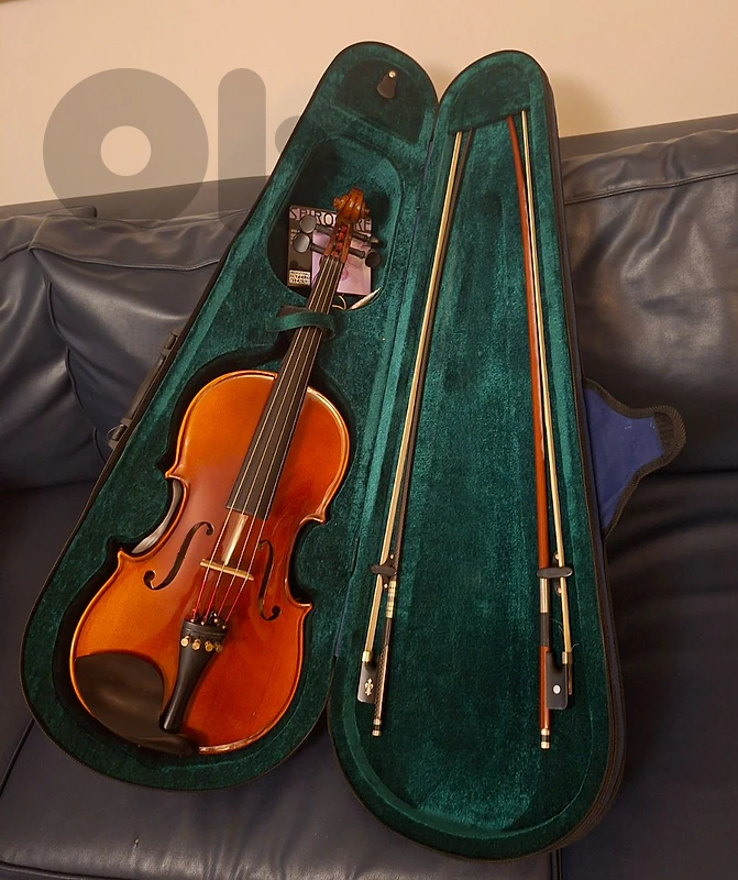 viola 15" of great quality with carbon bow