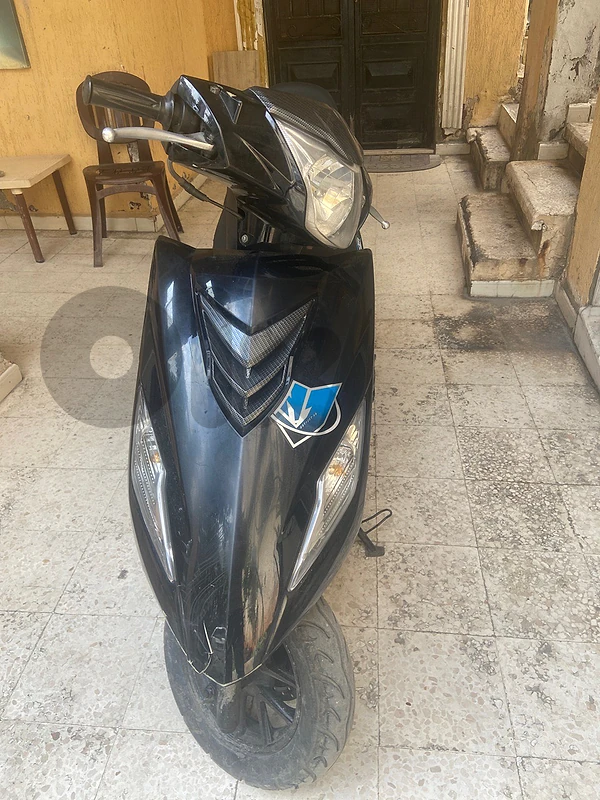 lindy azzo 150 cc