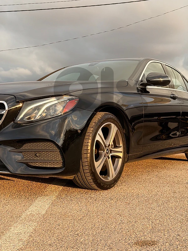 Mercedes-Benz E-Class 2019 300