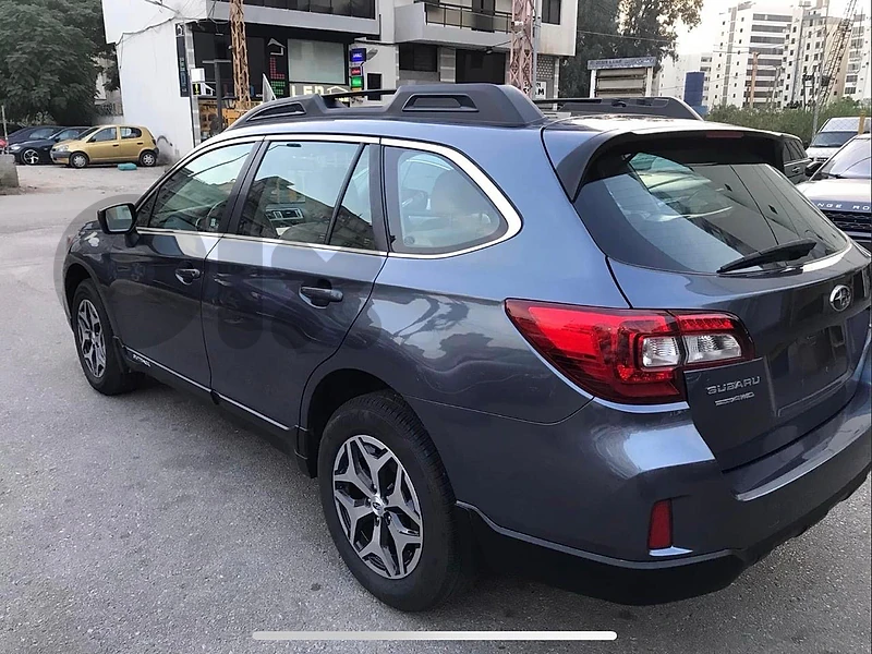 Subaru Outback 2015 light blue