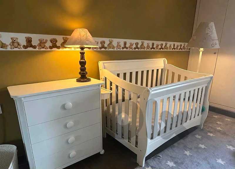 Baby Crib and Chest of Drawers High Quality As New