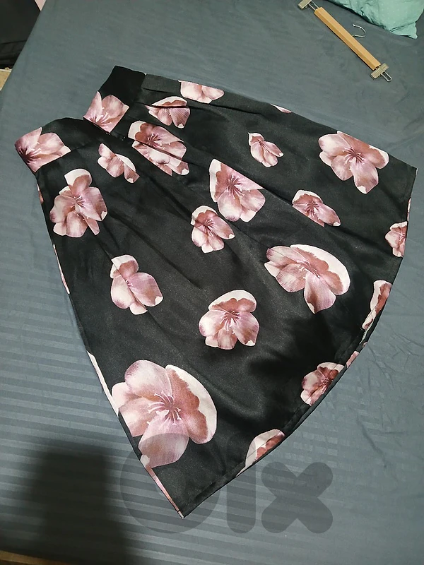 High Quality Skirt (L)