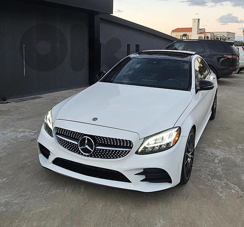 Mercedes-Benz C300 2019 Mega Loaded Super Clean Mercedes-Benz C300 2019 Mega Loaded Super Clean